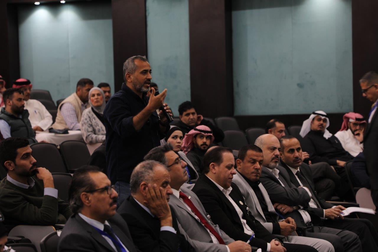 رئيس جامعة عمان العربية يلتقي طلبة الدراسات العليا والبكالوريوس في الجامعة11