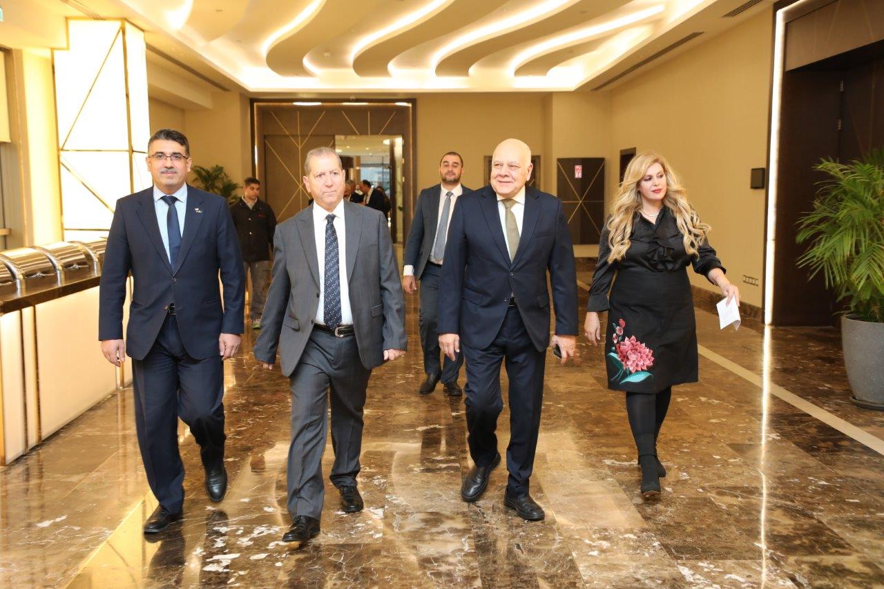 برعاية الأمين العام لاتحاد الجامعات العربية "عمّان العربية" تنظّم مؤتمرًا دوليًا لبحث أثر الحروب والنزاعات على التنمية المستدامة3