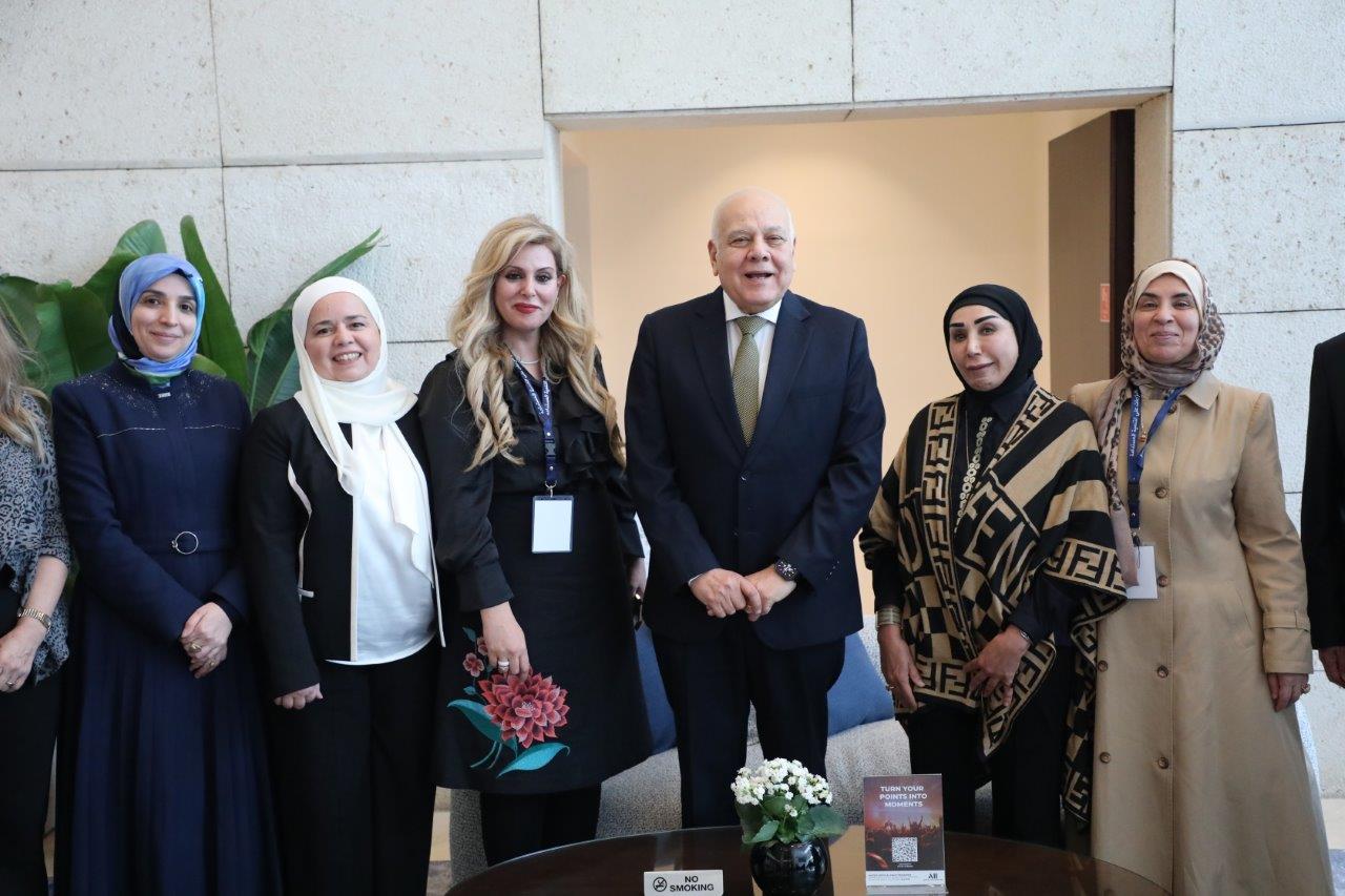 برعاية الأمين العام لاتحاد الجامعات العربية "عمّان العربية" تنظّم مؤتمرًا دوليًا لبحث أثر الحروب والنزاعات على التنمية المستدامة56