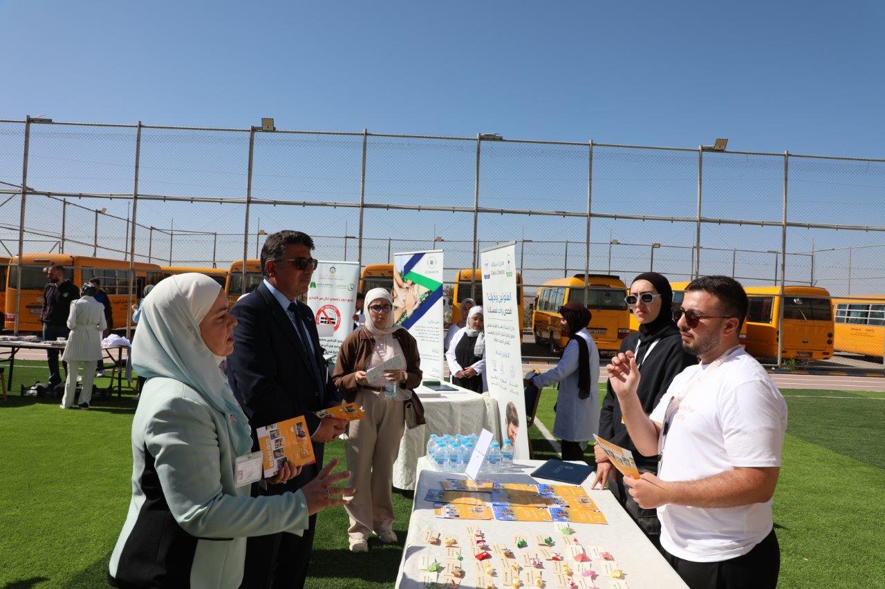 صيدلة "عمان العربية" تنظم اليوم الصحي لمنتسبيها تحت شعار "صحتك بتهمنا"19