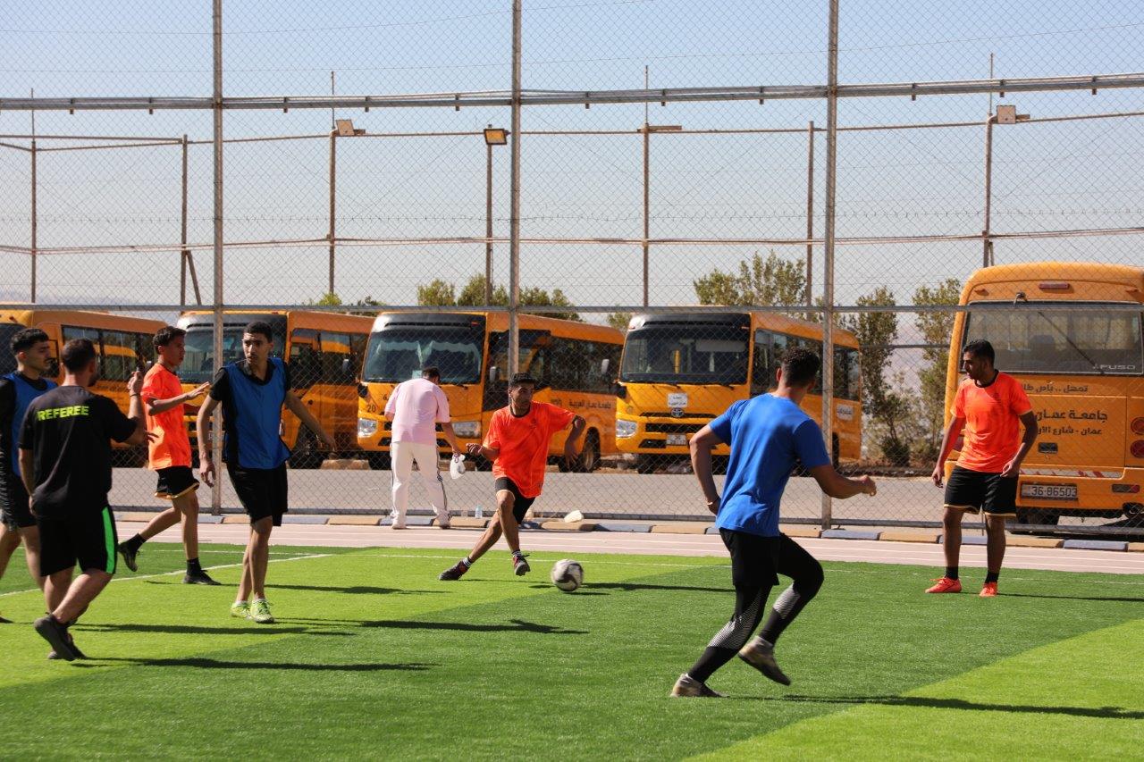جامعة عمان العربية تنظم بطولة كرة القدم الأولى للعام الجامعي 2025/2026 بمشاركة كليات الجامعة2