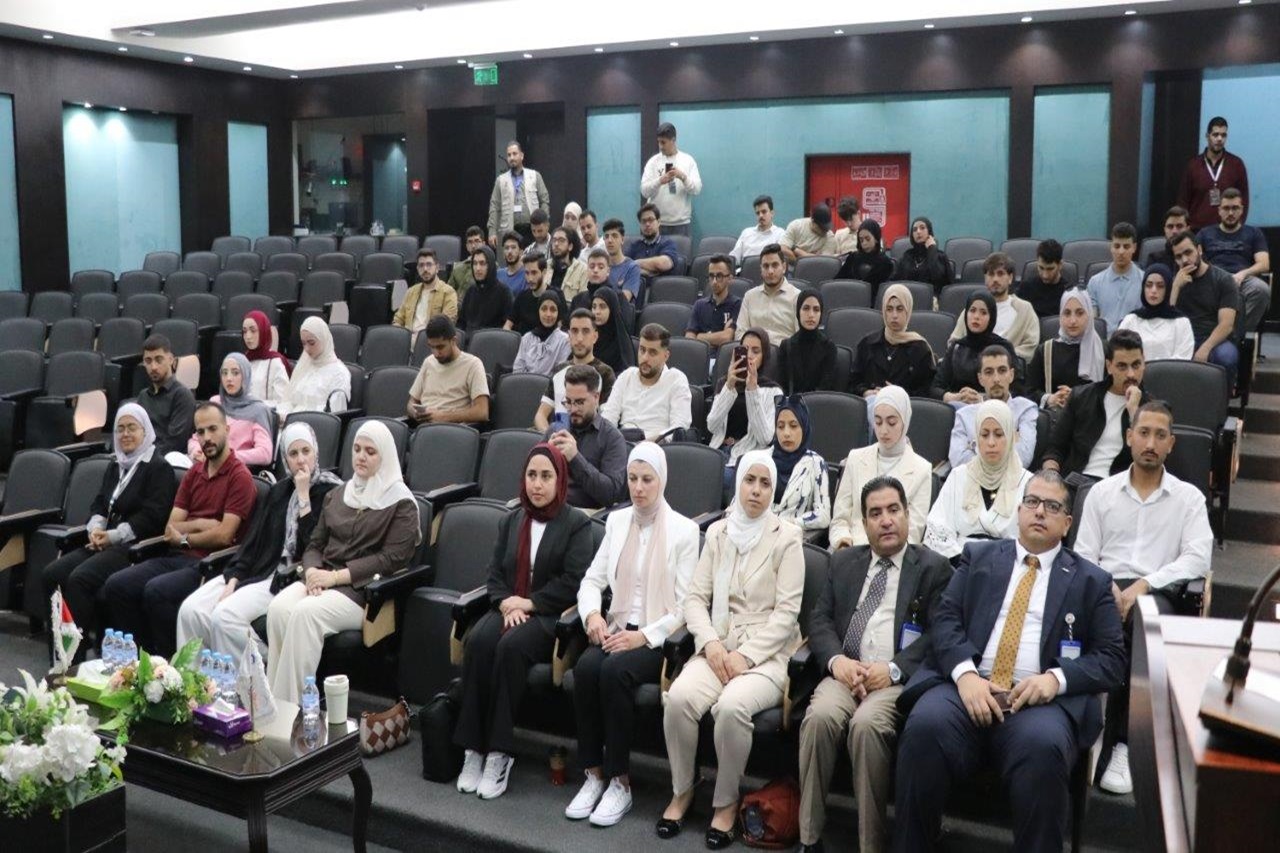 "عمان العربية" تستضيف الحفل الختامي لهاكاثون" UNI Agents" بمشاركة IEEE AAU ووفود من (24) دولة عربية3