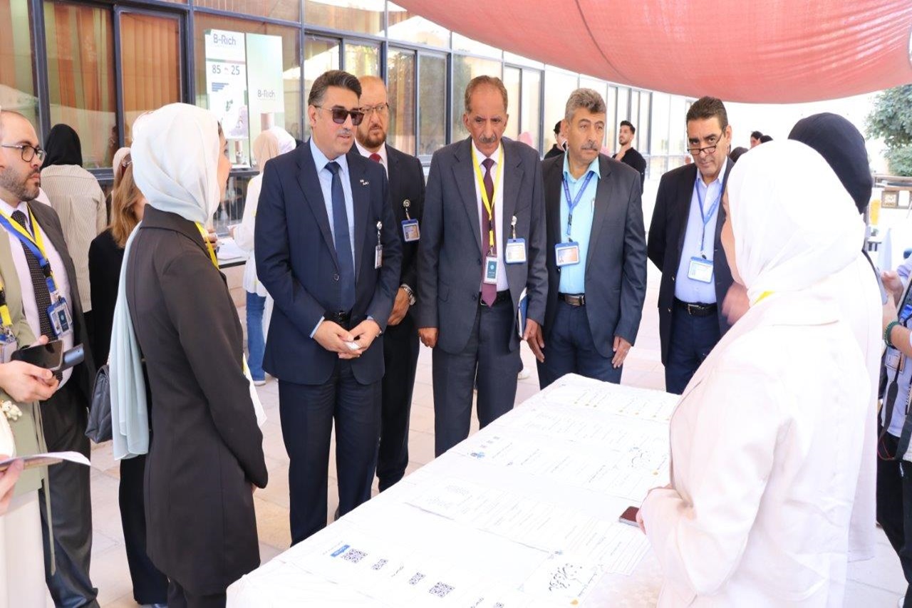 جامعة عمان العربية تحت شعار "معماري سنفور8