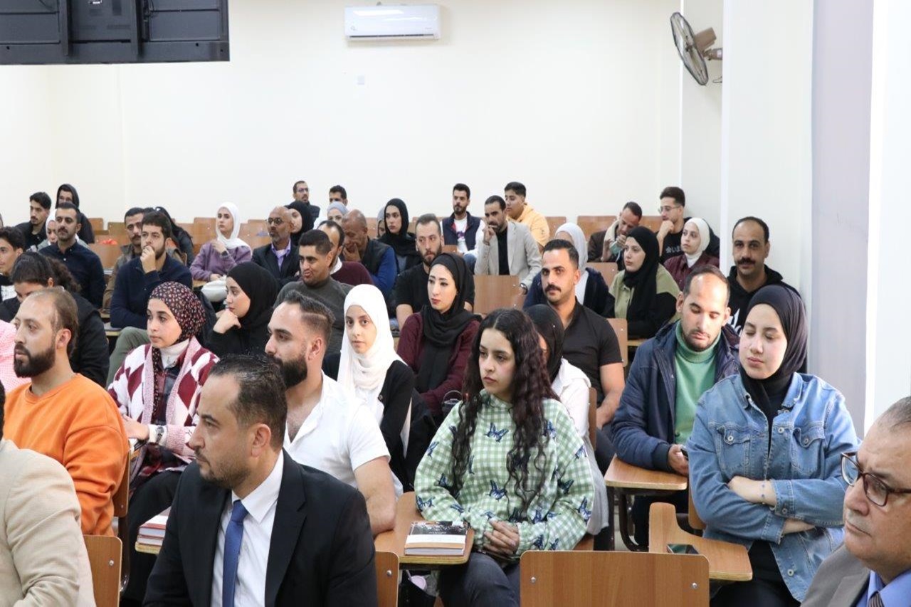 "عمان العربية" تستضيف الإعلامي حسن الشوبكي في ندوة حول المخاطر التي يواجهها الصحفيون في مناطق النزاع4