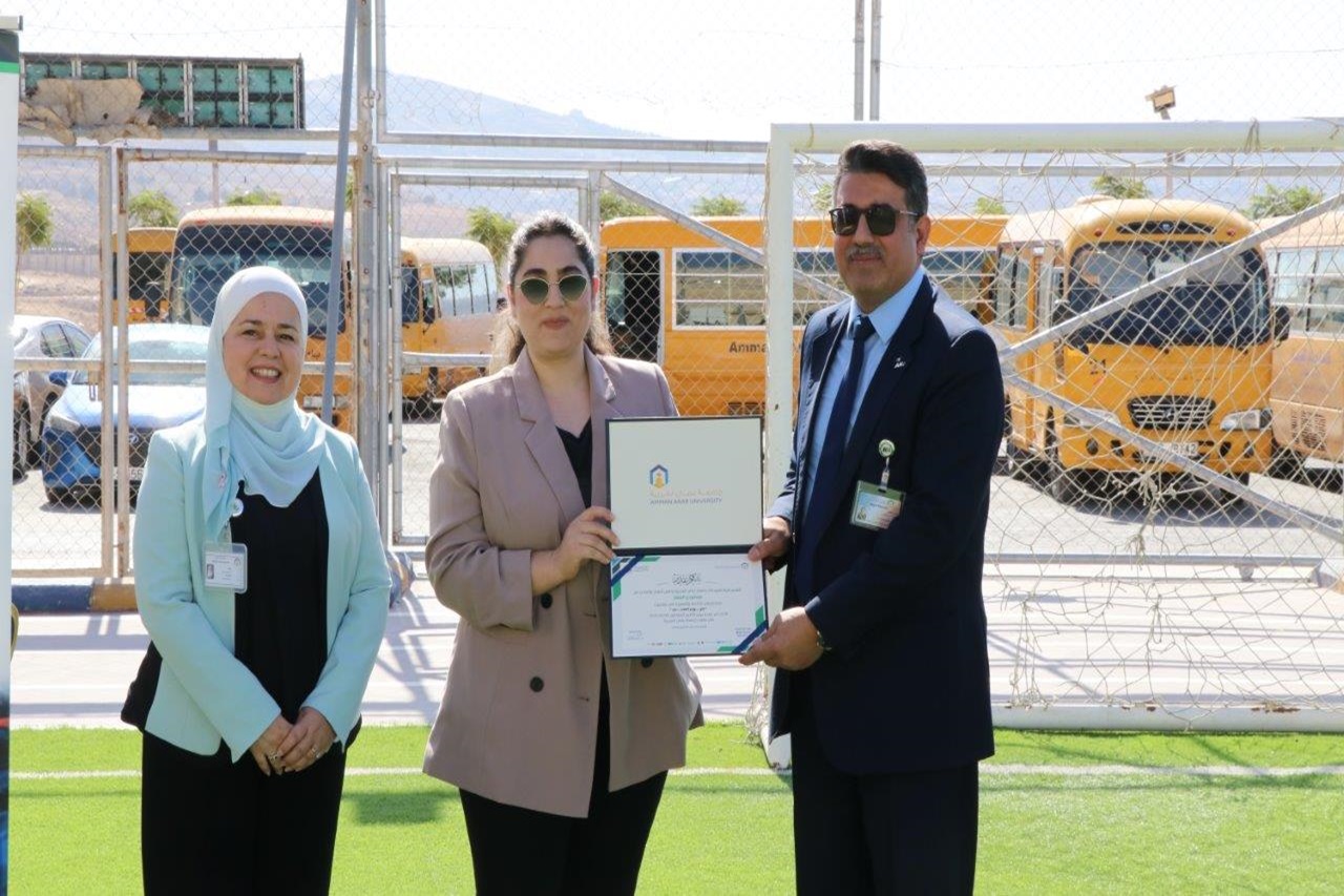 صيدلة "عمان العربية" تنظم اليوم الصحي لمنتسبيها تحت شعار "صحتك بتهمنا"31