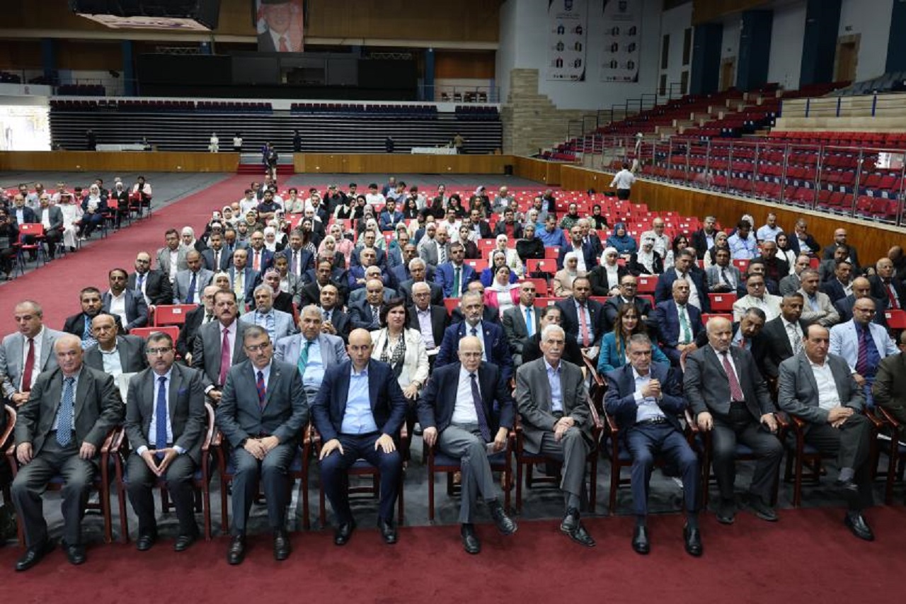 كلية الصيدلة في "عمان العربية" تشارك في المؤتمر الثاني عشر للبحث العلمي في الأردن1