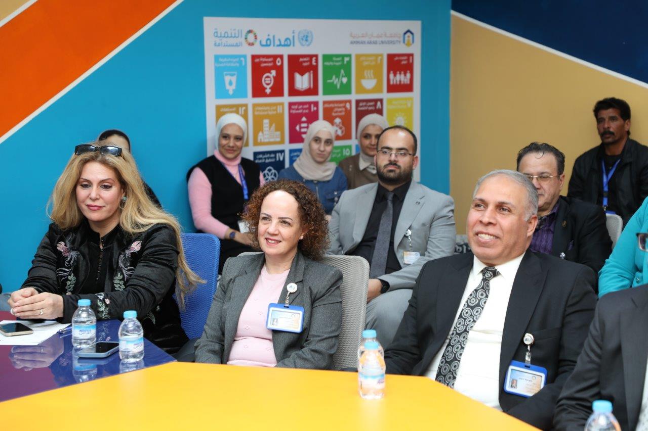 جامعة عمان العربية تكرم المشاركين في فعاليات اسبوع الريادة العالمي 20253