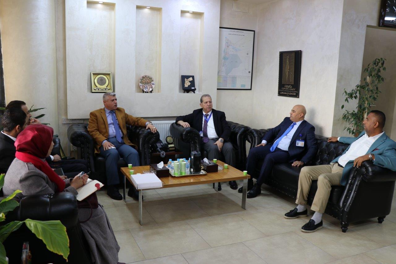 رئيس جامعة عمّان العربية يستقبل وفدًا من بلدية بيرين4