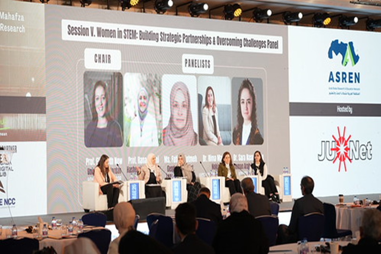 كلية الصيدلة في "عمان العربية" تشارك في مؤتمر e-AGE253