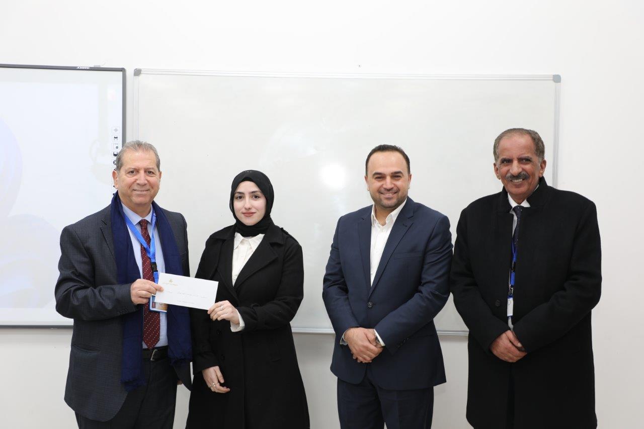 كلية الهندسة في جامعة عمان العربية تكرم طلبتها الأوائل8