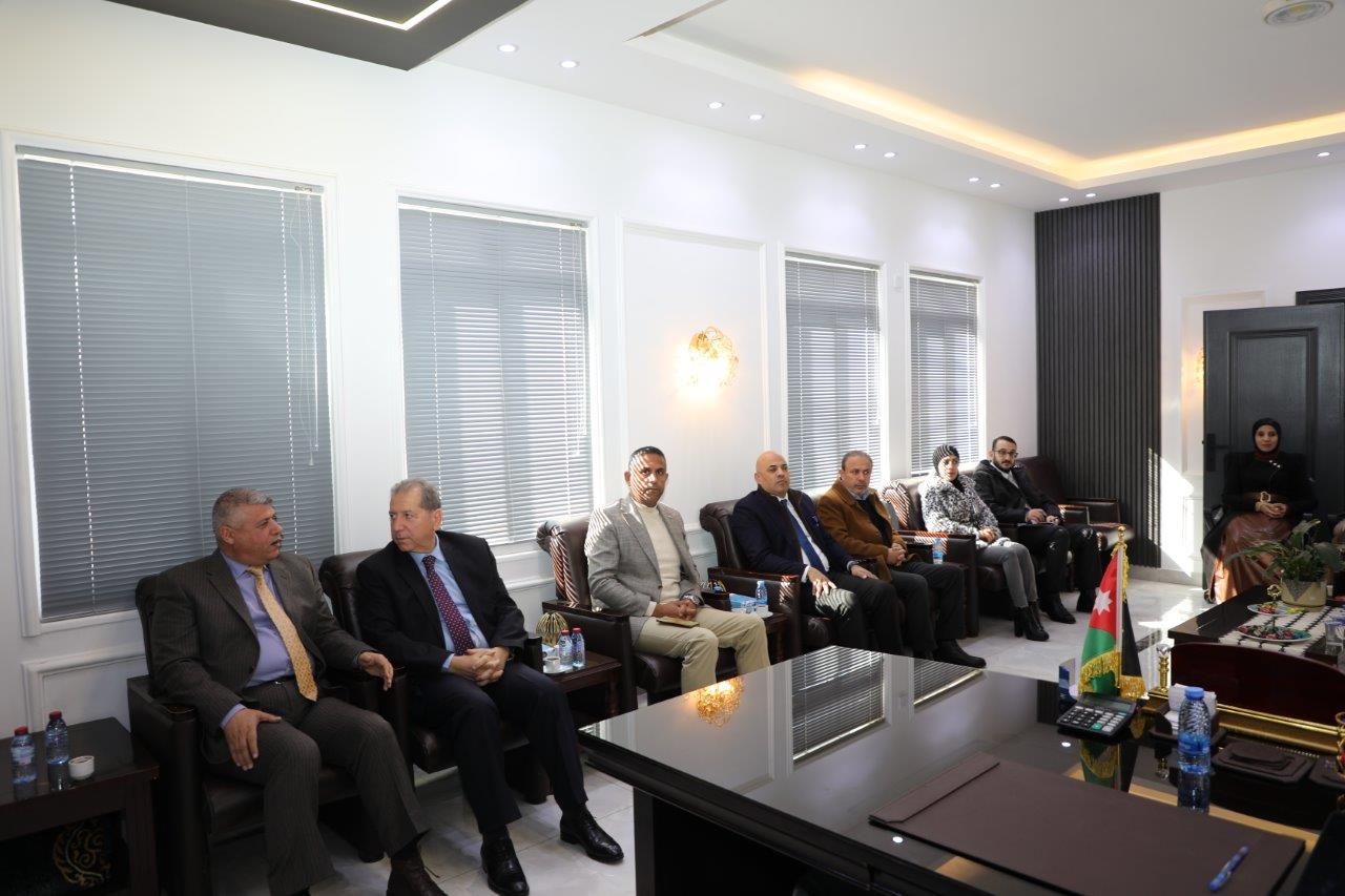 جامعة عمان العربية توقّع مذكرة تعاون مع بلدية بيرين لتعزيز التنمية المجتمعية18