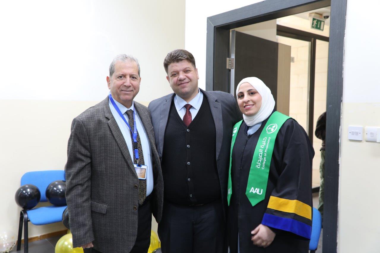 جامعة عمان العربية تحتفي بتخريج الدفعة الأولى من ماجستير اليقظة الدوائية والشؤون التنظيمية27