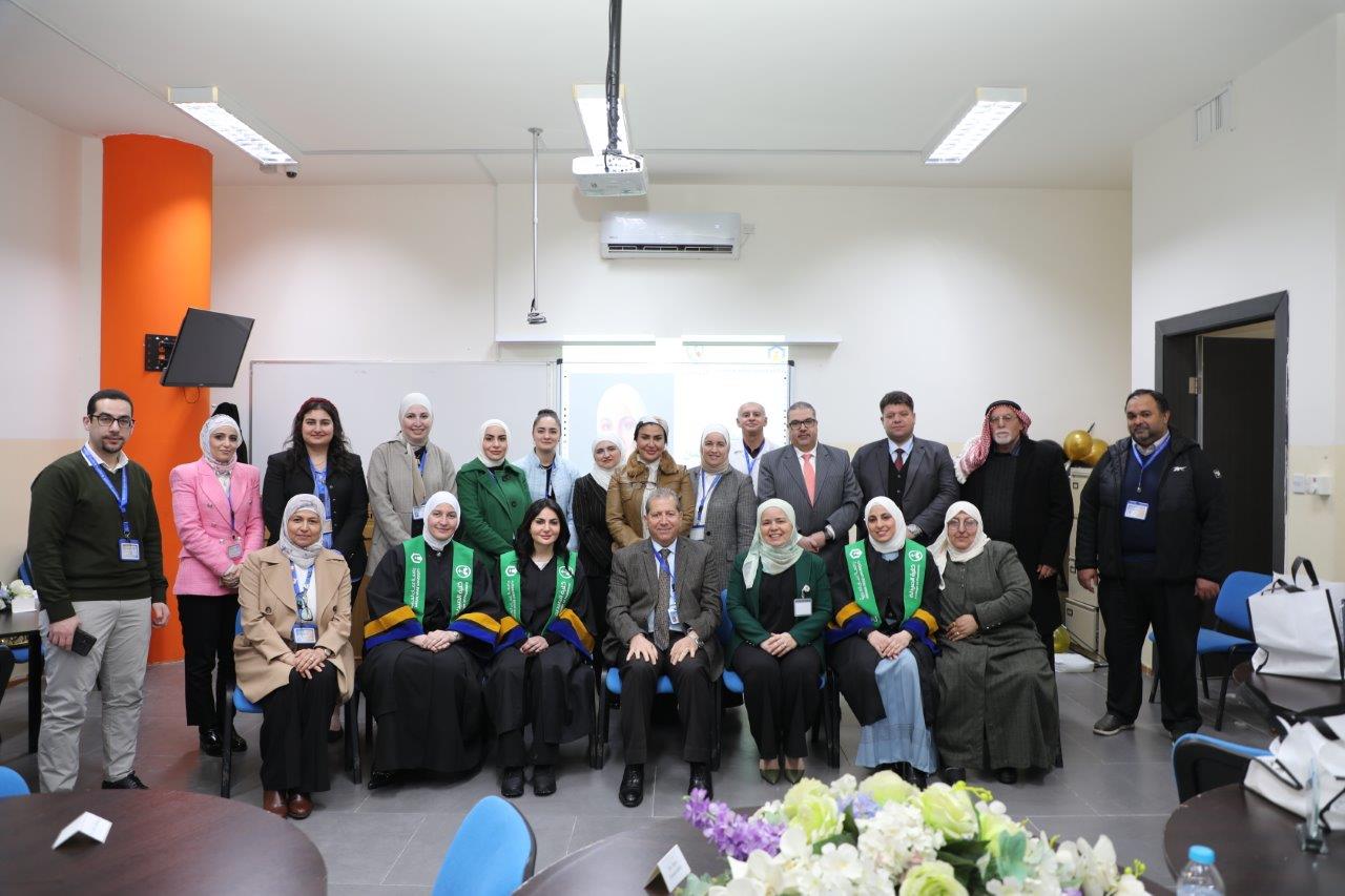 جامعة عمان العربية تحتفي بتخريج الدفعة الأولى من ماجستير اليقظة الدوائية والشؤون التنظيمية31