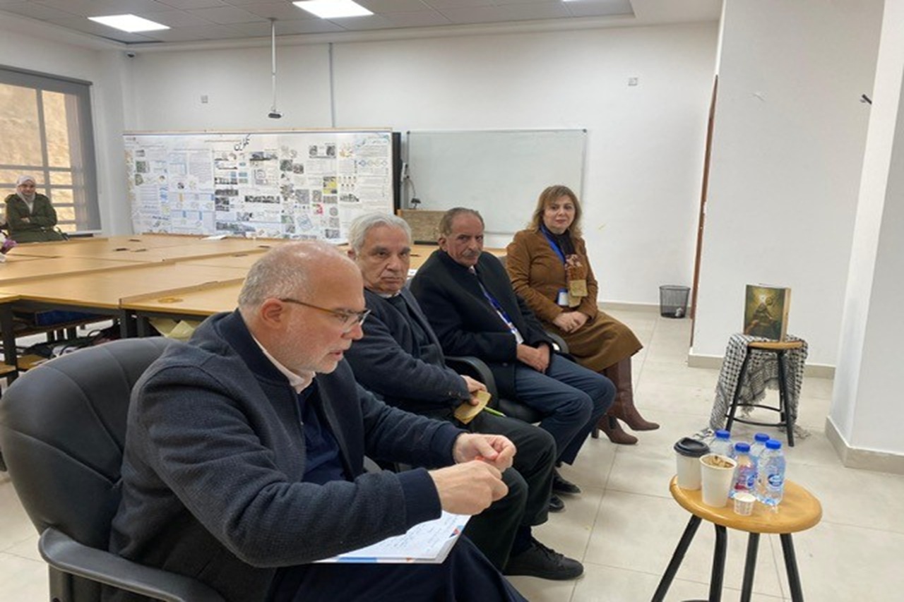 طلبة قسم هندسة العمارة في "عمان العربية" يناقشون مشاريع تخرج تواكب التحول الرقمي وتعكس هوية المجتمع1