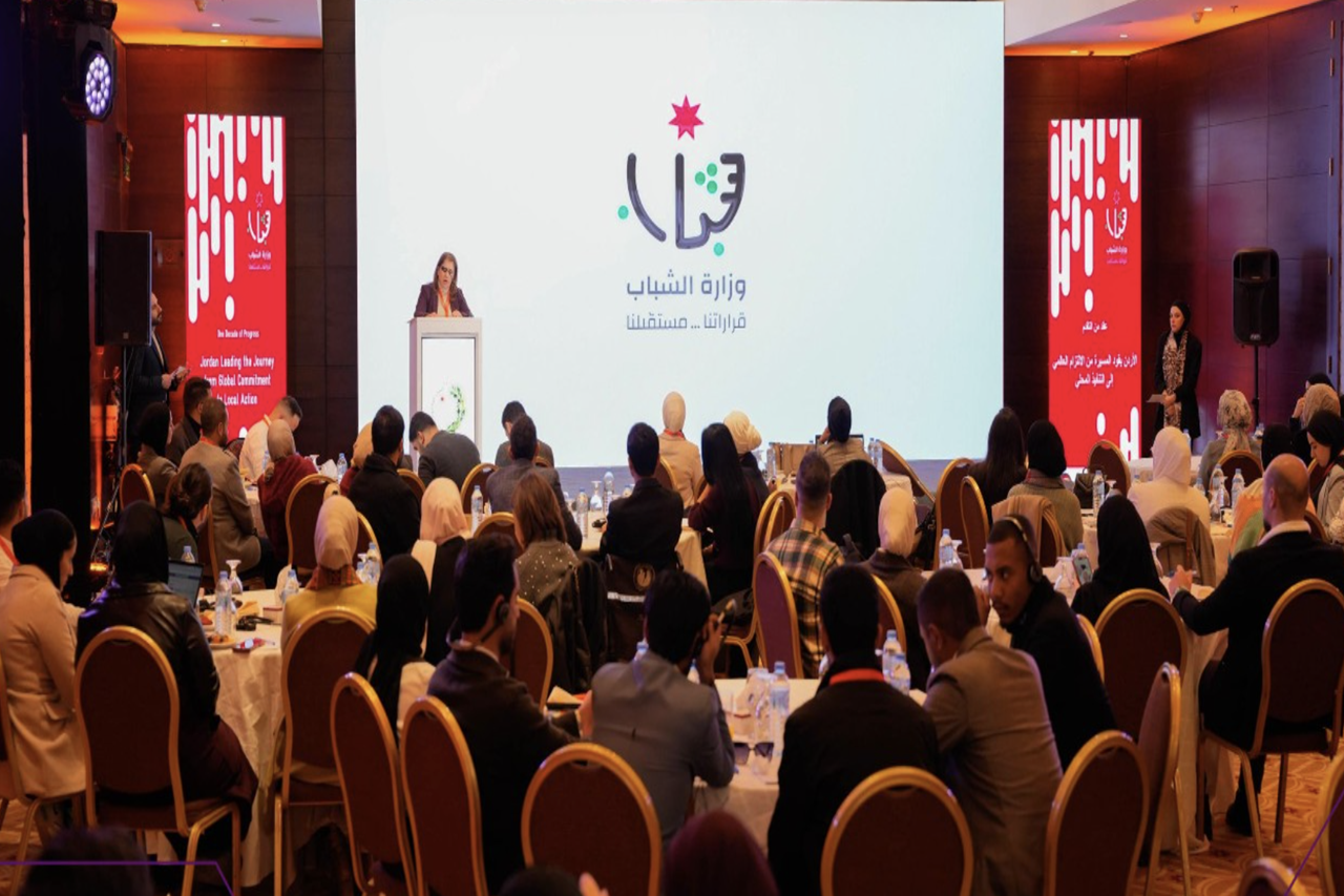 كلية الآداب والعلوم في "عمان العربية" تشارك في المؤتمر الوطني "الشباب والسلام والأمن"2