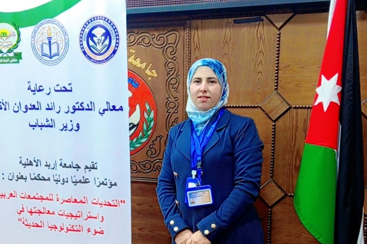 الدكتورة البوريني من "عمان العربية" تشارك في مؤتمر دولي حول أثر الذكاء الاصطناعي على الفكر الاسلامي1