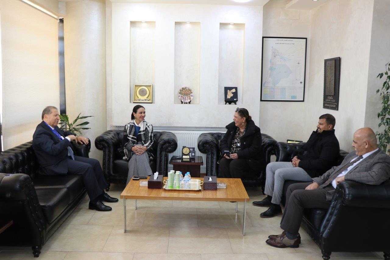 جامعة عمان العربية توقّع مذكرة تفاهم مع جمعية قرى الأطفال SOS الأردنية لتعزيز البرامج التعليمية لأطفال القرى1