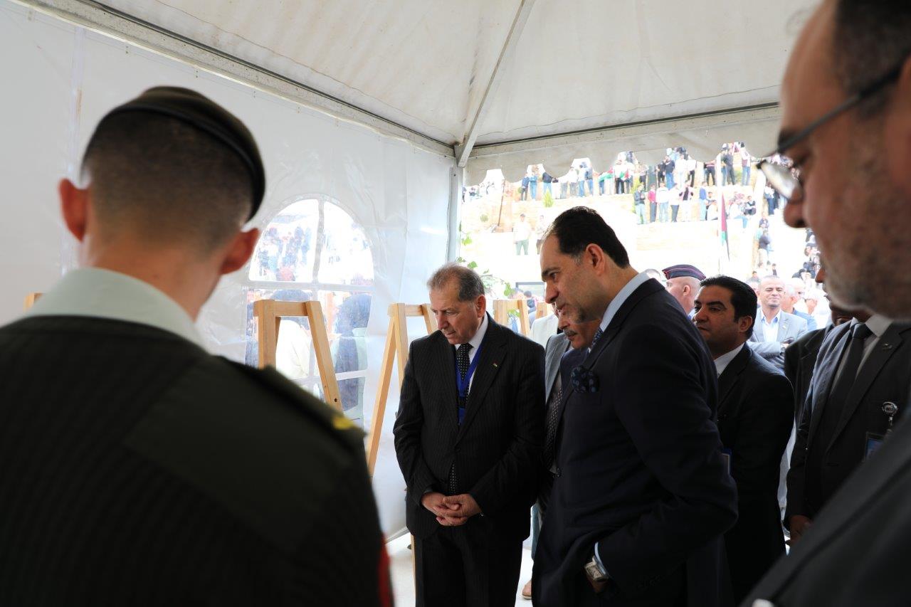 جامعة عمان العربية تُحيي ذكرى الكرامة الخالدة ويوم العلم الأردني في مشهد وطني يجسّد معاني العزة والانتماء16