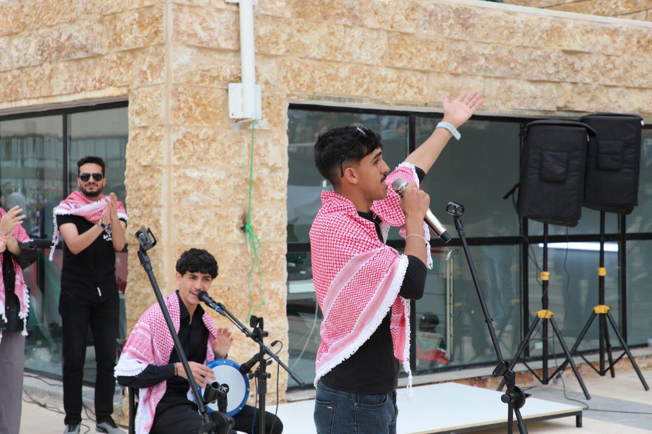 جامعة عمان العربية تُحيي ذكرى الكرامة الخالدة ويوم العلم الأردني في مشهد وطني يجسّد معاني العزة والانتماء26