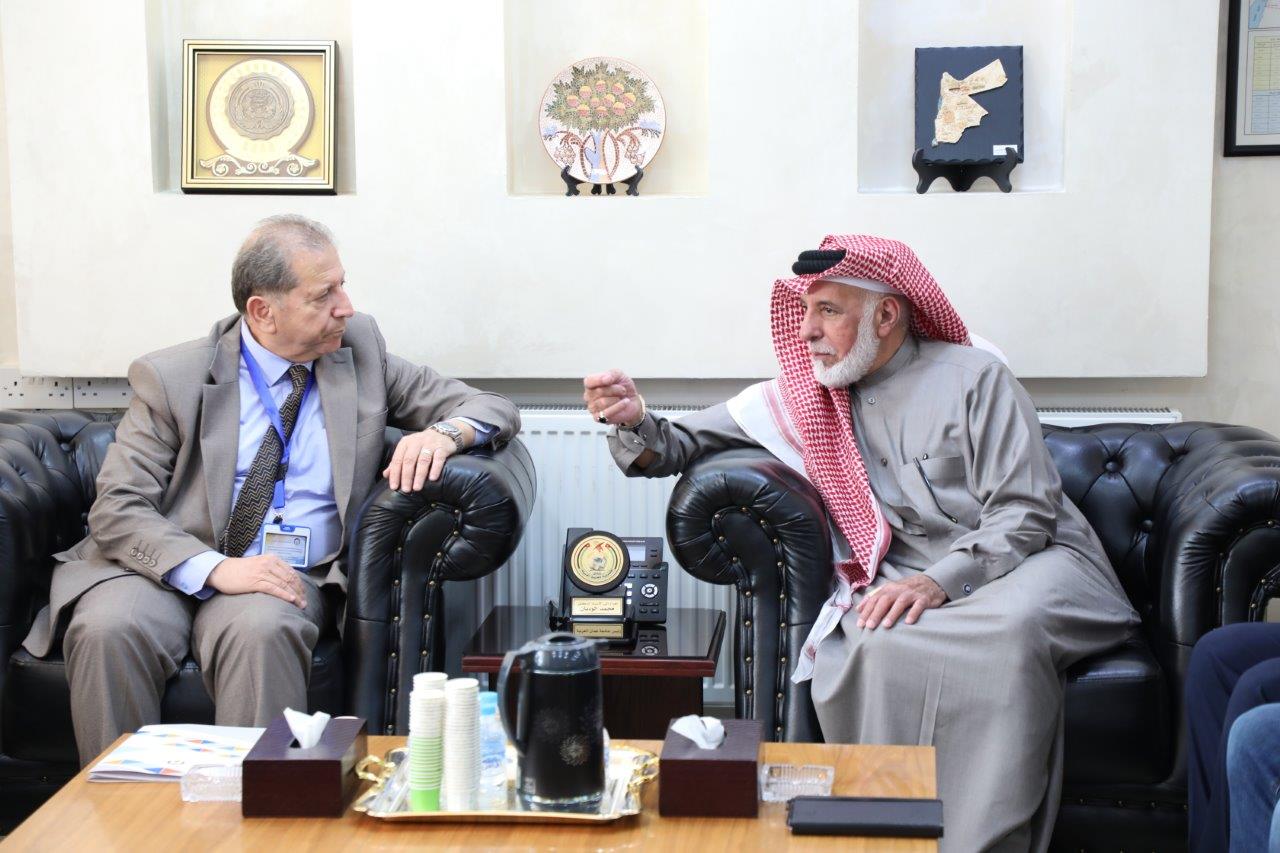 رئيس جامعة عمان العربية يستقبل وفداً من جمعية قطر الخيرية لبحث آفاق التعاون المشترك2