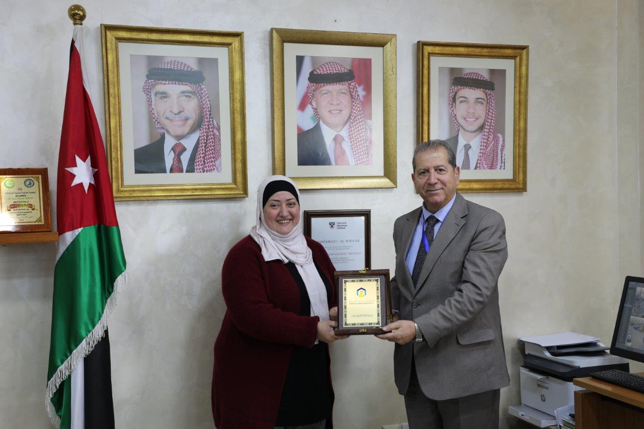 رئيس جامعة عمان العربية يستقبل وفداً من جمعية قطر الخيرية لبحث آفاق التعاون المشترك6