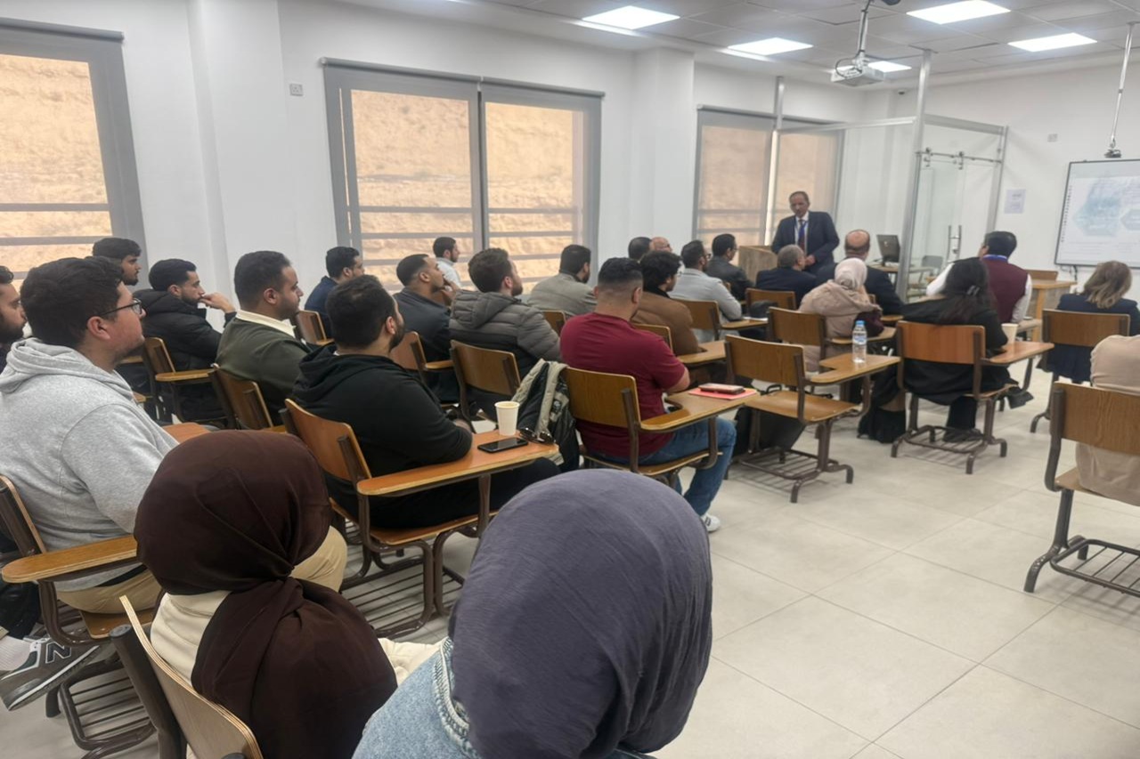 كلية الهندسة في "عمان العربية" تلتقي بطلبتها الجدد والقدامى والخريجين2