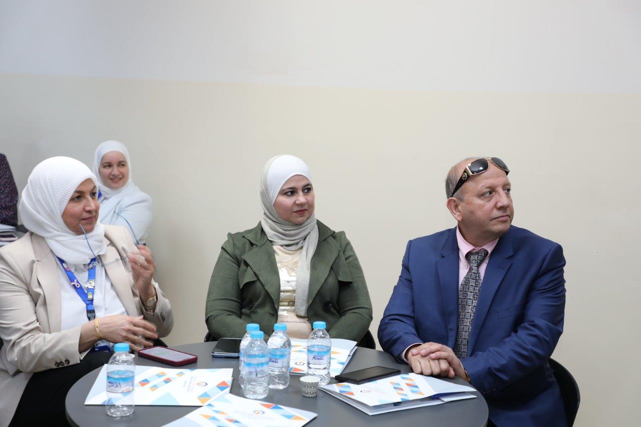 كلية الصيدلة في "عمان العربية" تنظّم لقاءً تشاورياً مع أرباب العمل لتعزيز مواءمة مخرجات البرامج الأكاديمية مع متطلبات سوق العمل2
