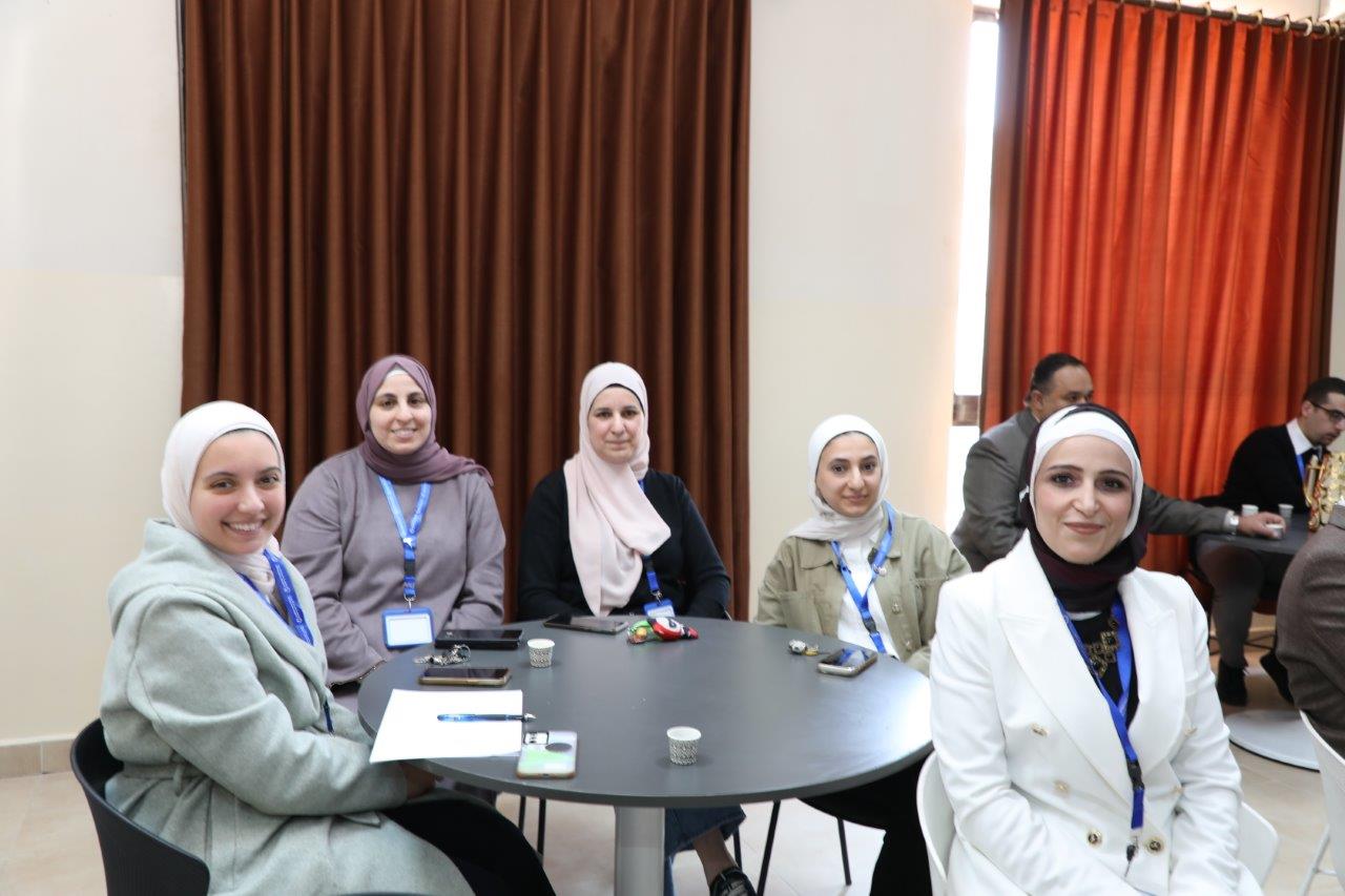 كلية الصيدلة في "عمان العربية" تنظّم لقاءً تشاورياً مع أرباب العمل لتعزيز مواءمة مخرجات البرامج الأكاديمية مع متطلبات سوق العمل4