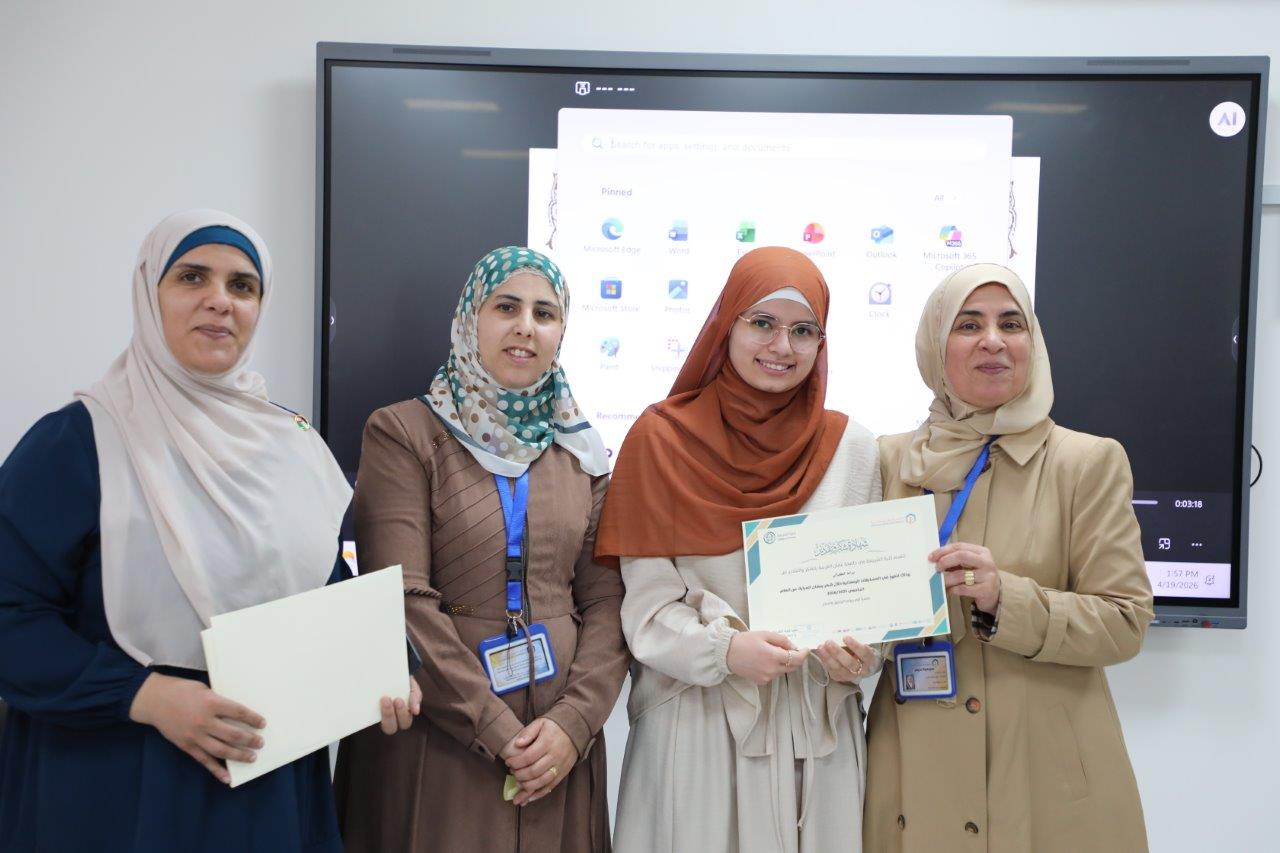 كلية الشريعة في "عمان العربية" تختتم موسمها الرمضاني بفعاليات نوعية تجمع بين التلاوة والمعرفة والإبداع5