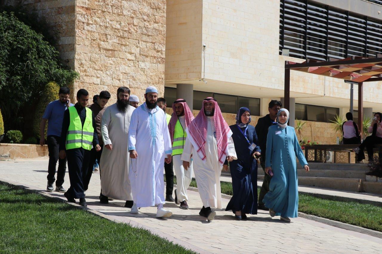 الداعية الدكتور أحمد العربي في رحاب جامعة عمان العربية: لقاء إيماني يعزز القيم والوعي المجتمعي6