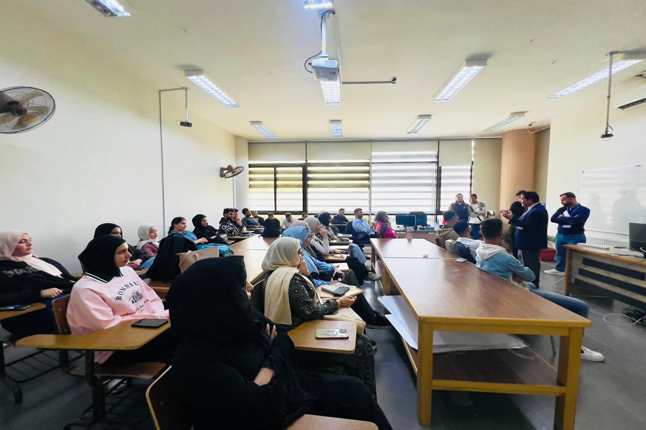 عمادة شؤون الطلبة في "عمان العربية" تعقد اجتماعاً مع الهيئات الإدارية للأندية الطلابية5