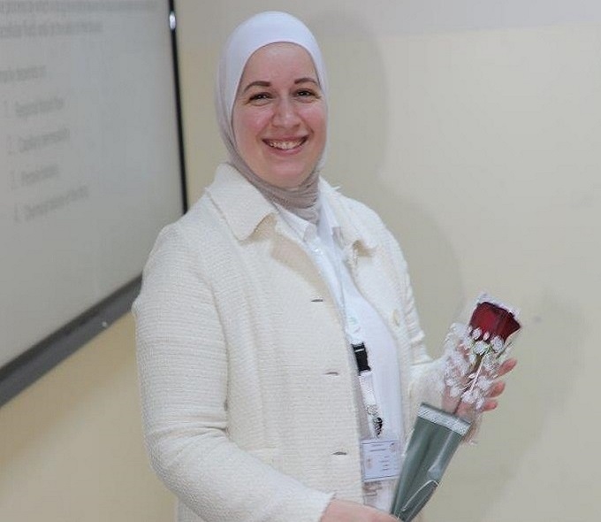 بمناسبة عيد الأم كلية الصيدلة في جامعة عمان العربية تطلق مبادرة "أنتِ العطاء"4