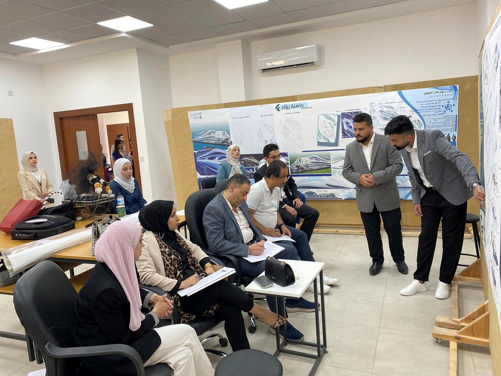 مشاريع تخرج بأفكار ريادية لطلبة هندسة العمارة في "عمان العربية"3
