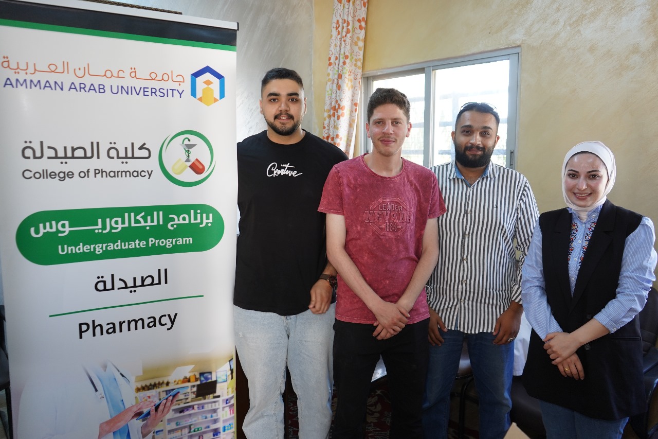 صيدلة " عمان العربية " تنظم يومًا طبيًا مجانيًا في محافظة جرش10