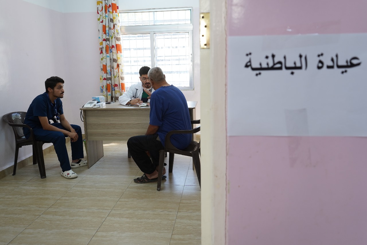 صيدلة " عمان العربية " تنظم يومًا طبيًا مجانيًا في محافظة جرش14