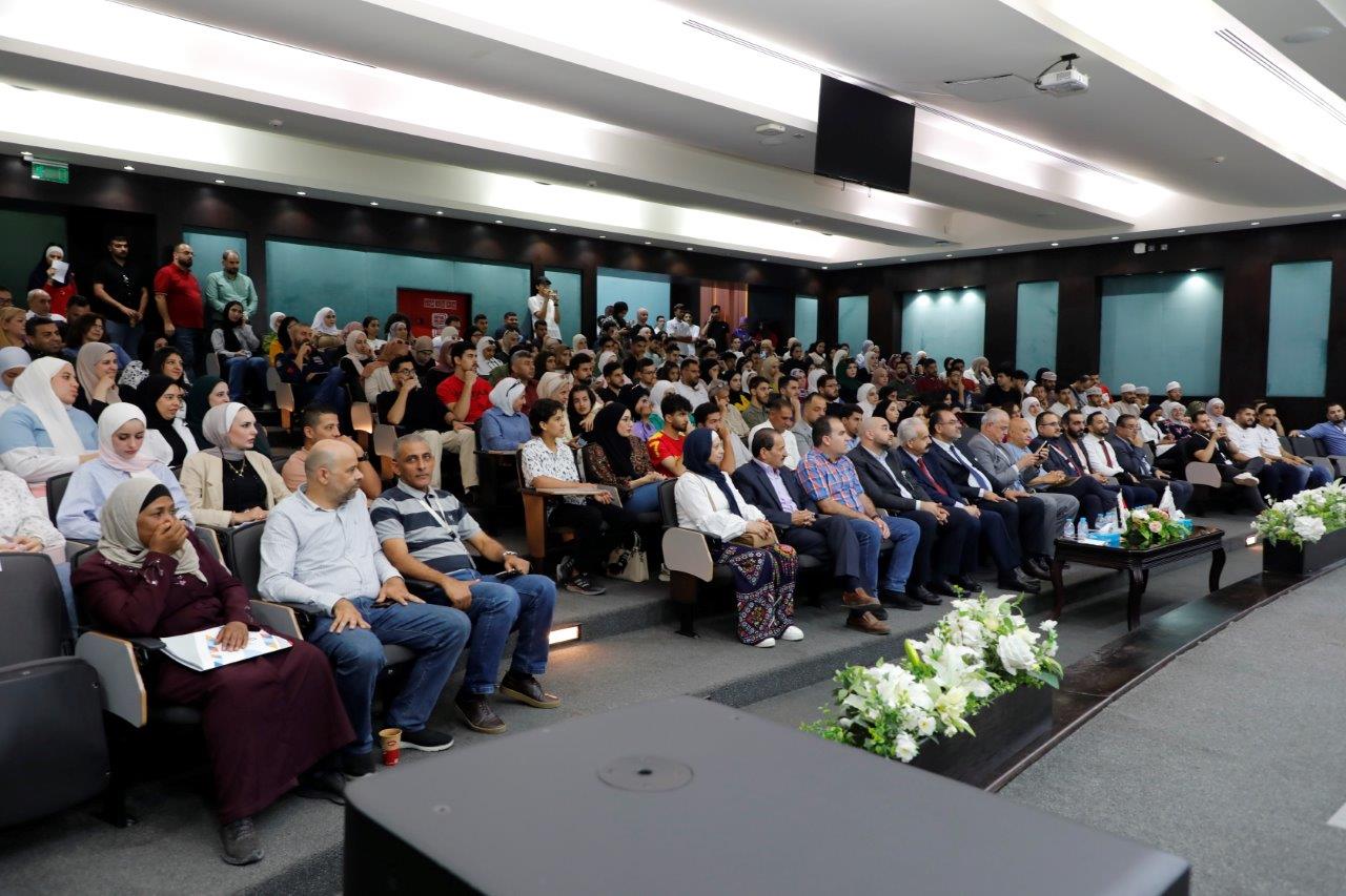 عرض مسرحي في "عمان العربية" لنشر الوعي بأهمية مشاركة الشباب الفاعلة في الانتخابات3